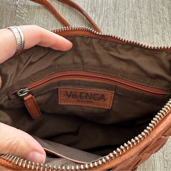 LIKE NEW Vilenca Holland Leather Purse - Picture 5 of 6